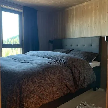 Ny Pa Vegglifjell Med 4 Soverom Og Hoy Standard *